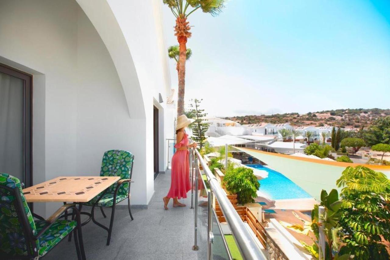 Latchi Escape Hotel And Suites Πόλη Εξωτερικό φωτογραφία
