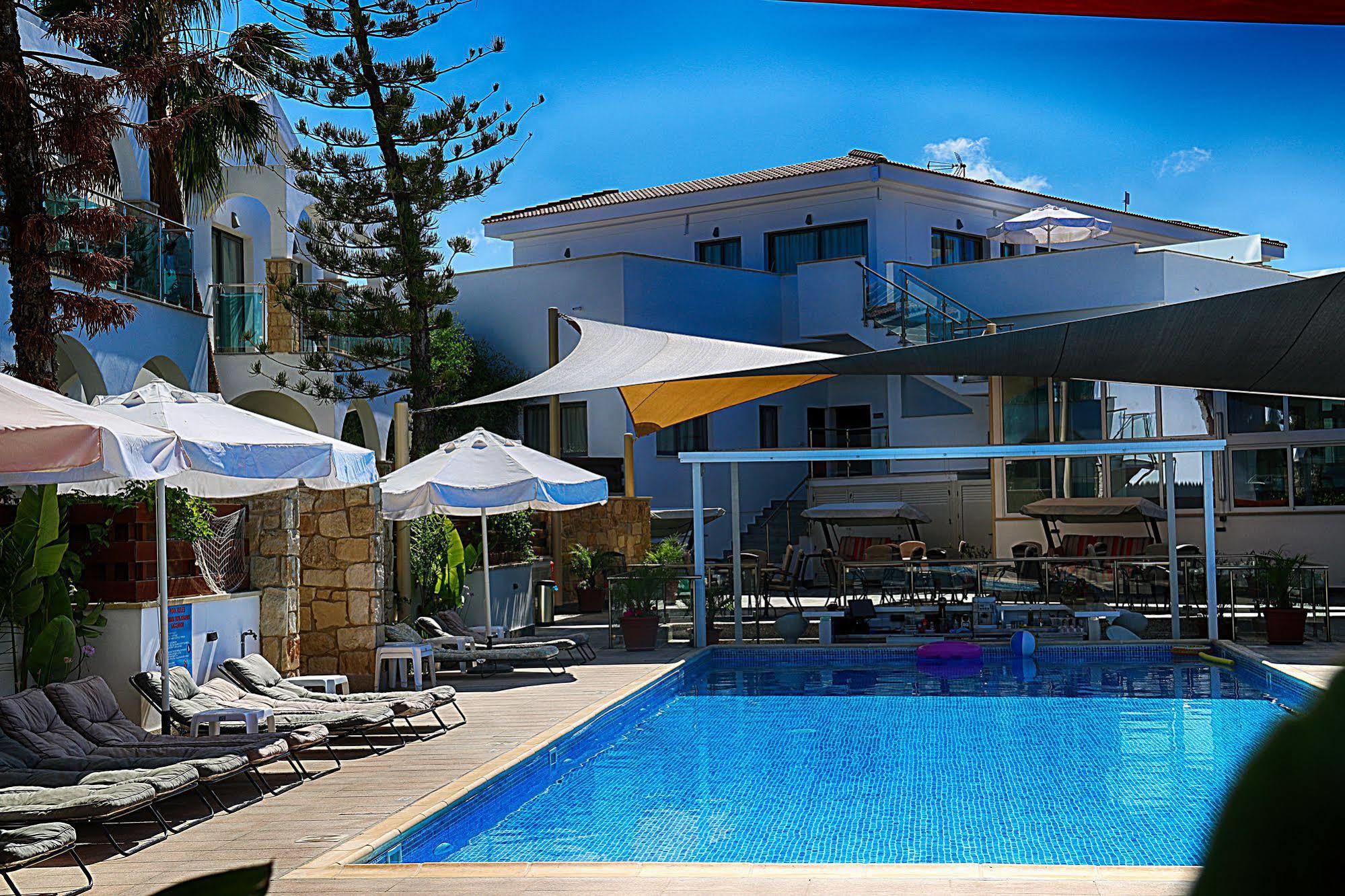 Latchi Escape Hotel And Suites Πόλη Εξωτερικό φωτογραφία